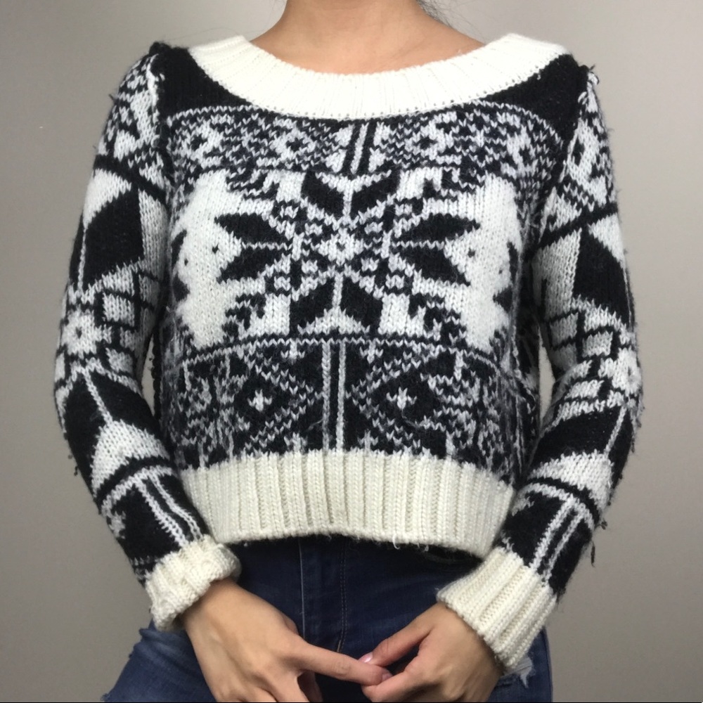 Free people snowflake sweater!! ❄️😍 - Picture 2 of 8